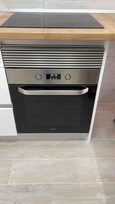 Planta Baja Moderna Y Nueva A Estrenar En El Centro Ciudad 2 Habitaciones Y 2 Banos Elche Dış mekan fotoğraf