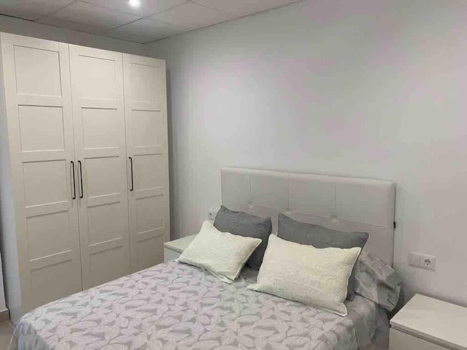 Planta Baja Moderna Y Nueva A Estrenar En El Centro Ciudad 2 Habitaciones Y 2 Banos Elche Dış mekan fotoğraf